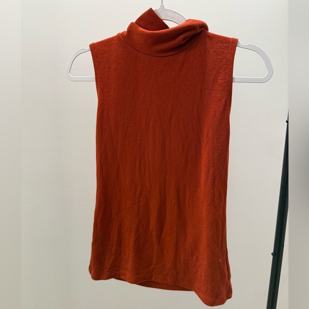 Alice + Olivia Rust Sleeveless Turtleneck Top